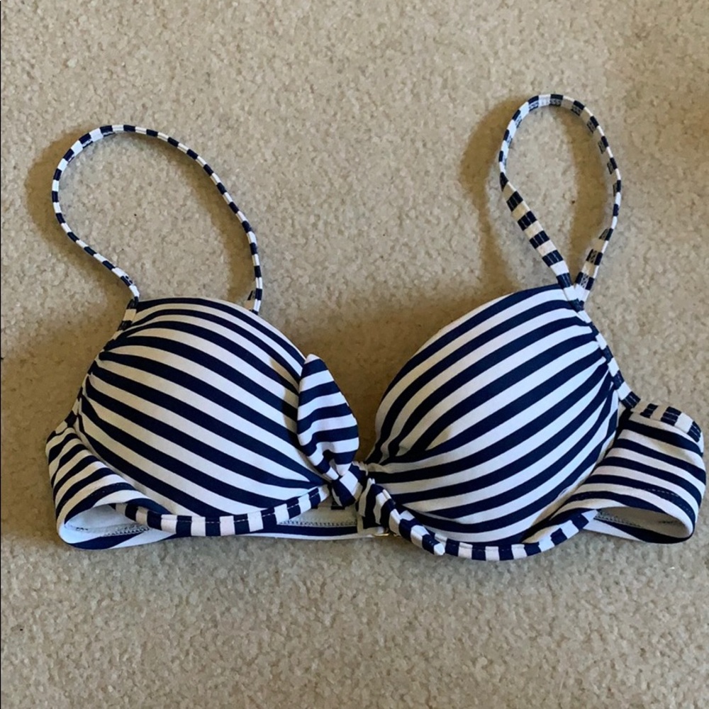 Bikini top